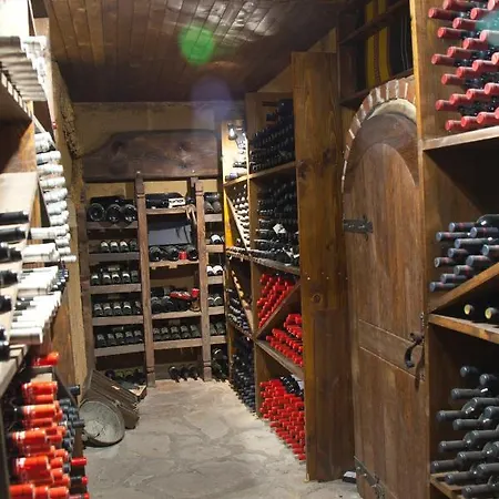 ホテル Molerite Complex バンスコ